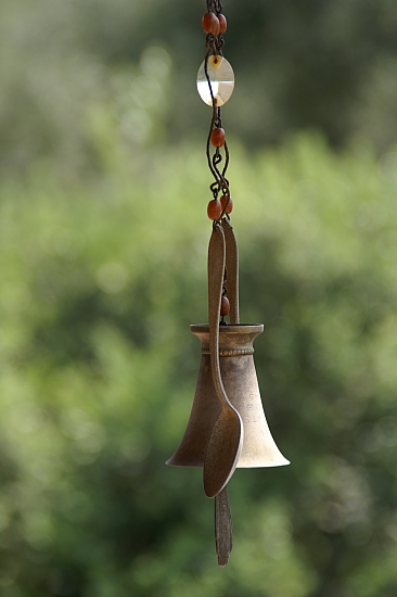 PICT2971 WINDCHIME CALM.jpg - 111698 Bytes